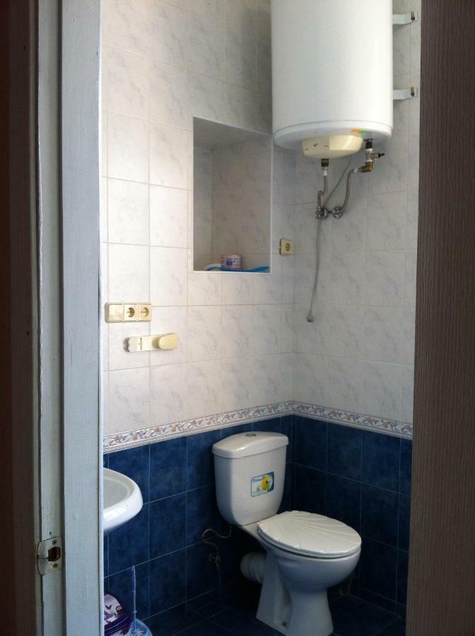 Хостел Тихий Дворик Charkov Kamer foto