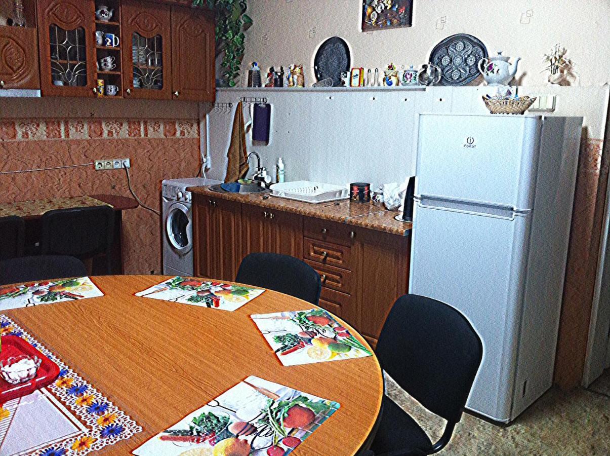 Хостел Тихий Дворик Charkov Buitenkant foto